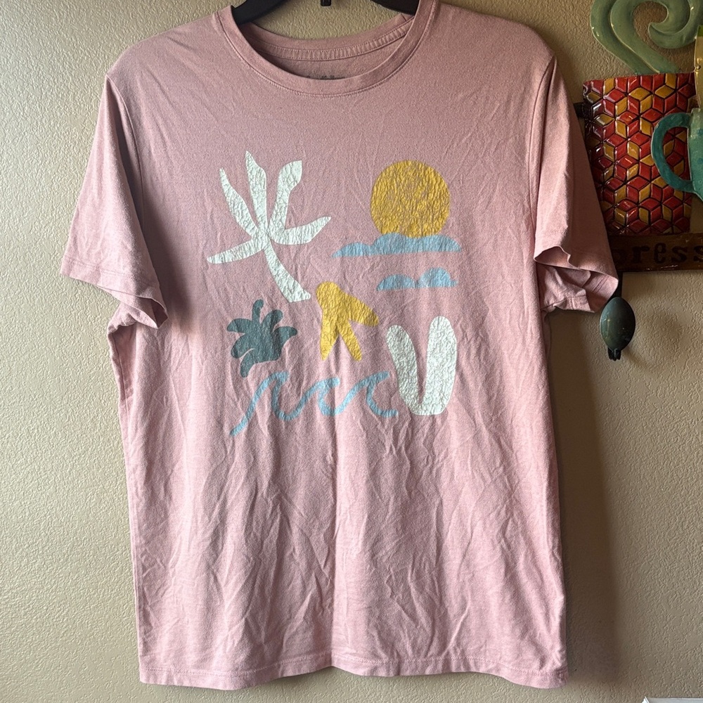 Goodfellow & Co Pink Graphic Short Sleeve Tee